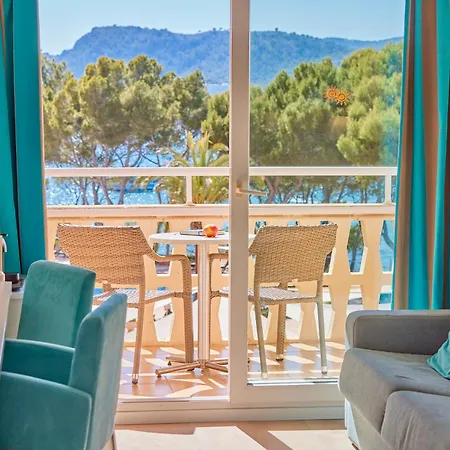 Universal Lido Park & Otel 4*